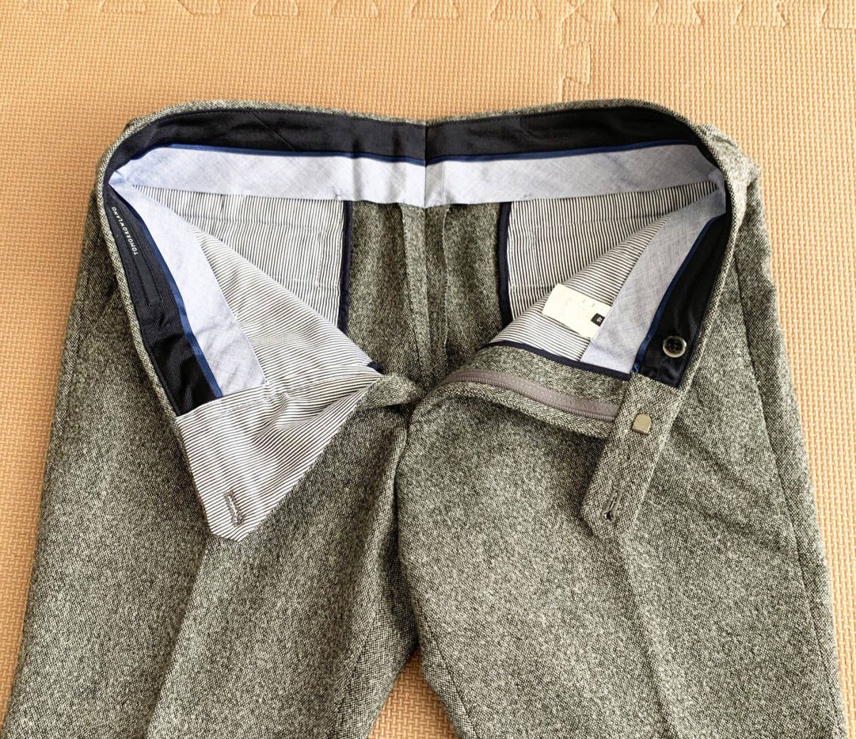 TOMORROWLAND トゥモローランド メンズ MEN tricot 美品 ニット クルーネック スーパーファインメリノウール ウール100 ウールチェスターコート - Tricot TOMORROWLAND☆ウール100 セーター