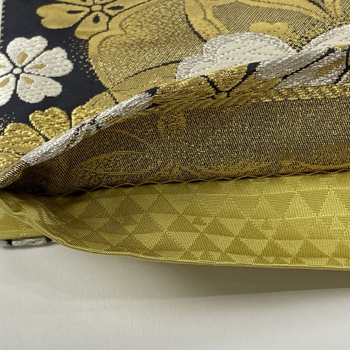 袋帯 美品 秀品 桜 金糸 箔 金色 六通 正絹 【中古】