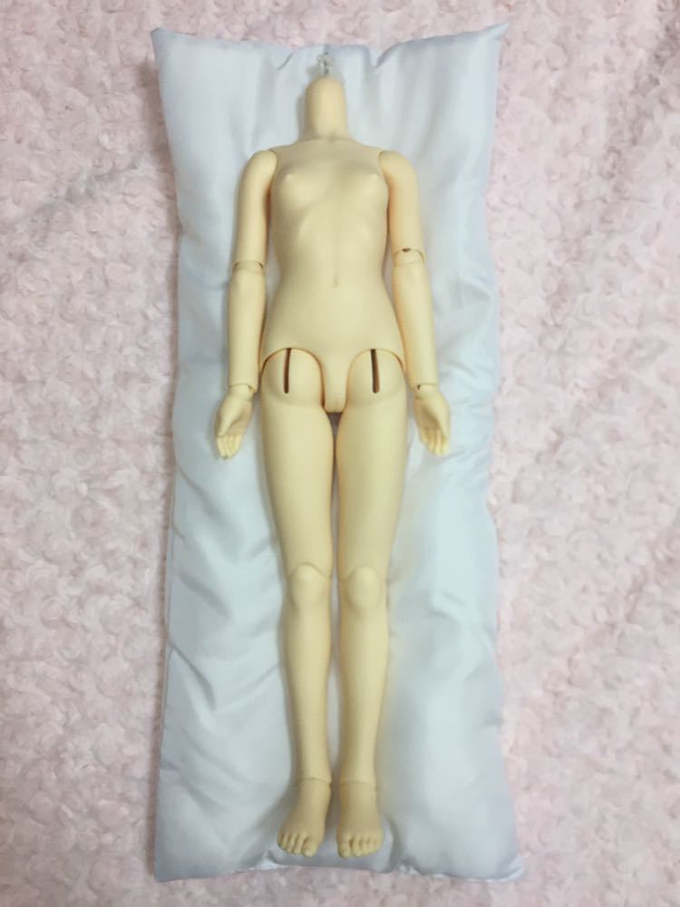 ボークス SD女の子　フェアスキン一体型二重肘ボディ