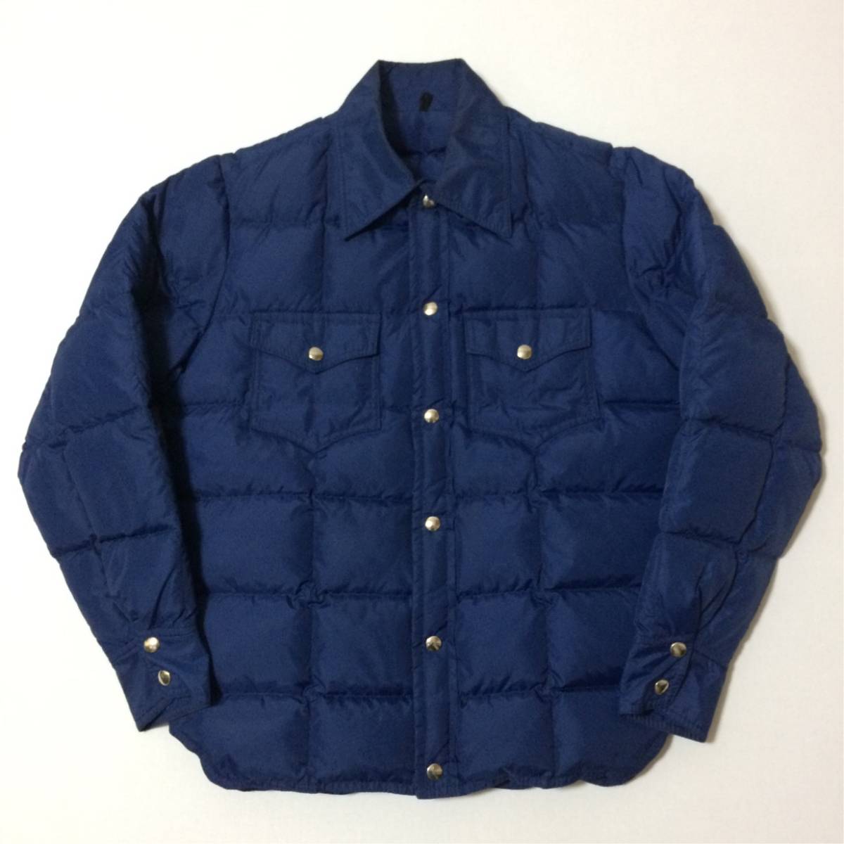 大人気，低価 名品 L.L.Bean 70s シャツ型 ダウン ジャケット 筆記体タグ ネイビー 実寸S /ビンテージ エルエルビーン USA製 プリマロフト 古着(男性用)｜売買されたオークション情報、yahooの商品情報をアーカ 男性用