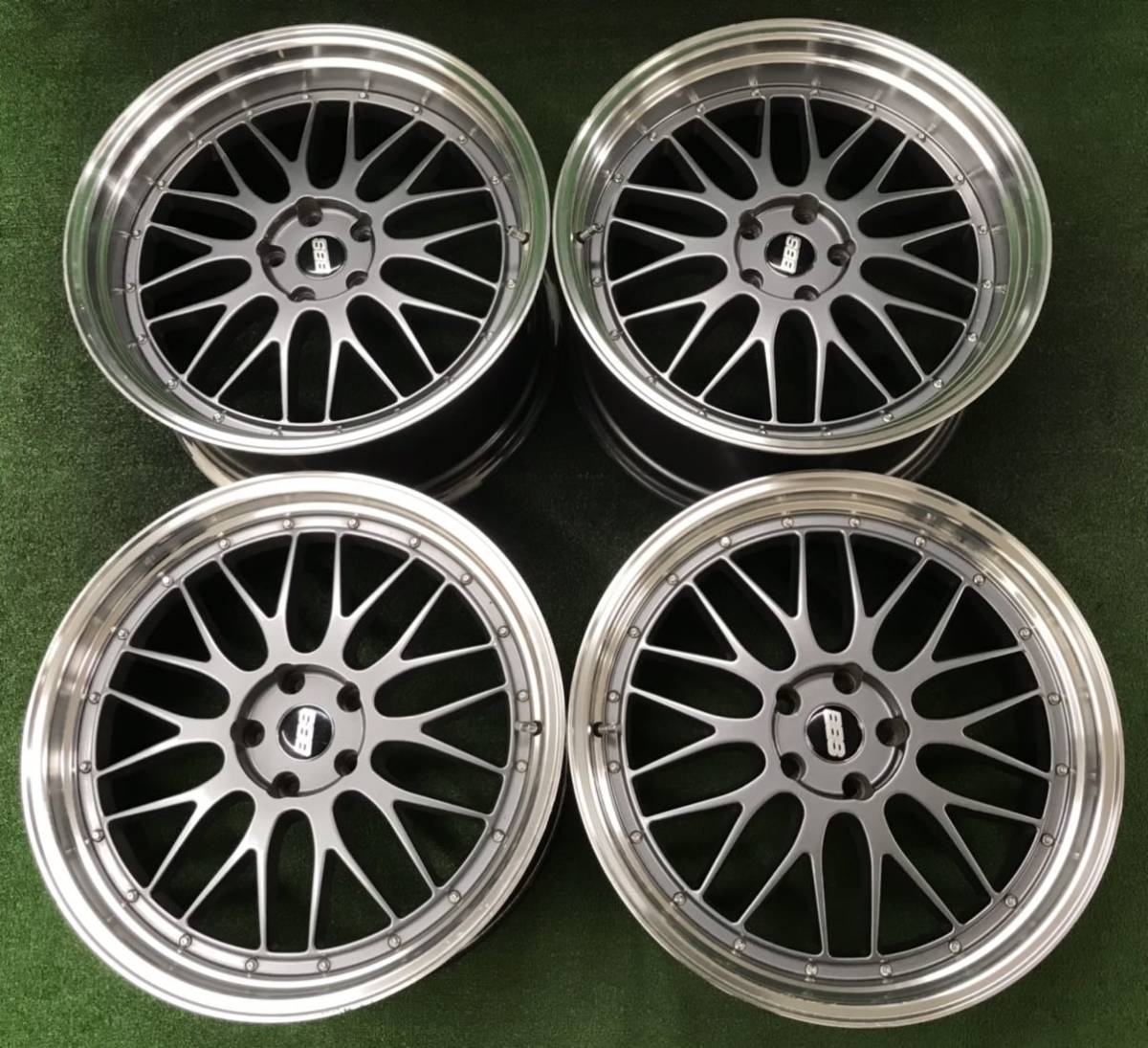 ☆品名不明 LMタイプ？ 20インチ 20×8.5J +30 20×10J