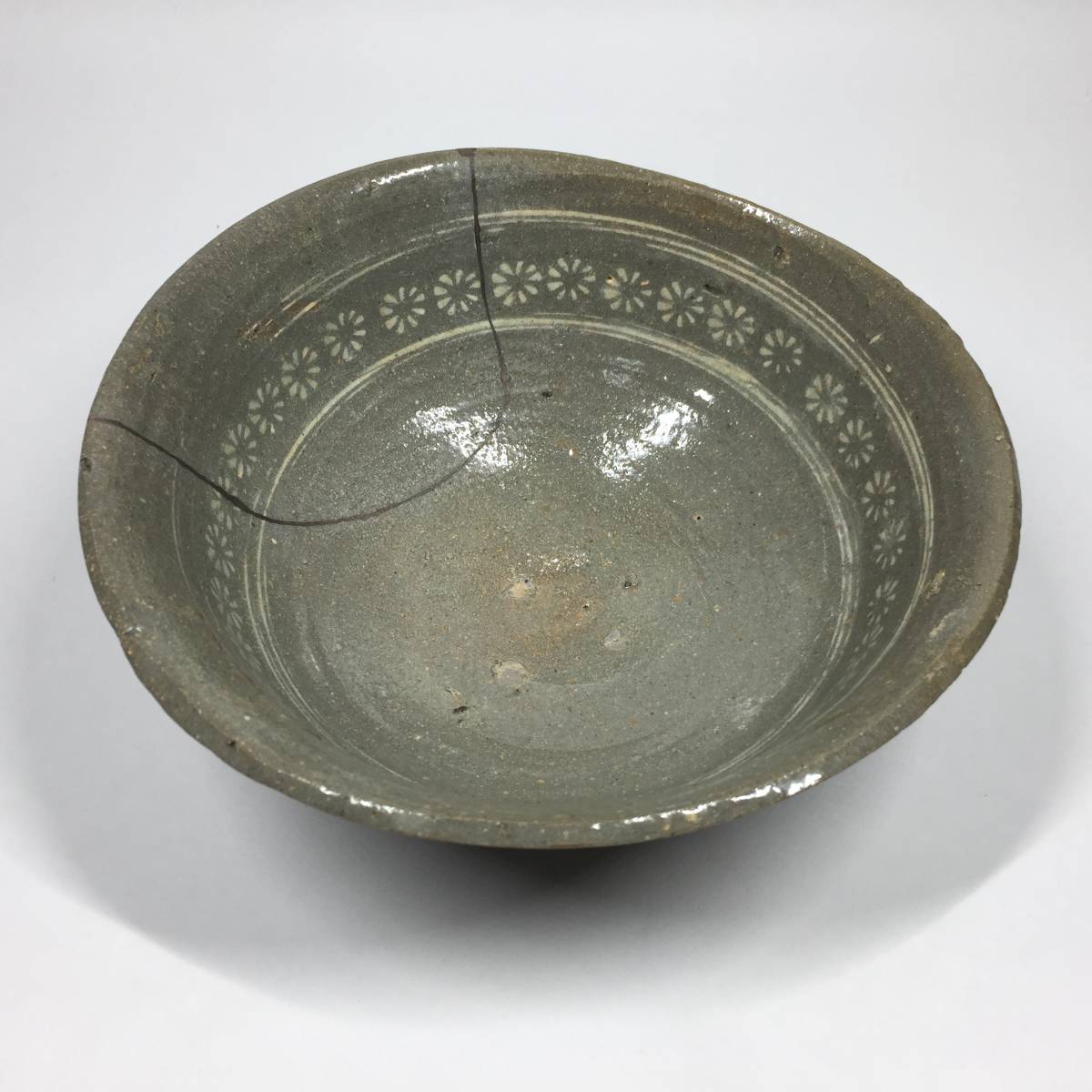 白磁香炉 文化功労者森野泰明作 玉紫檀蓋 共箱 日本芸術院 森野 泰明