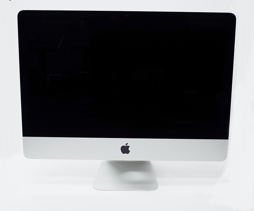 iMac 21.5-inch， Late 2015 2.8GHzクアッドコア 8GB 1TB 本体のみ