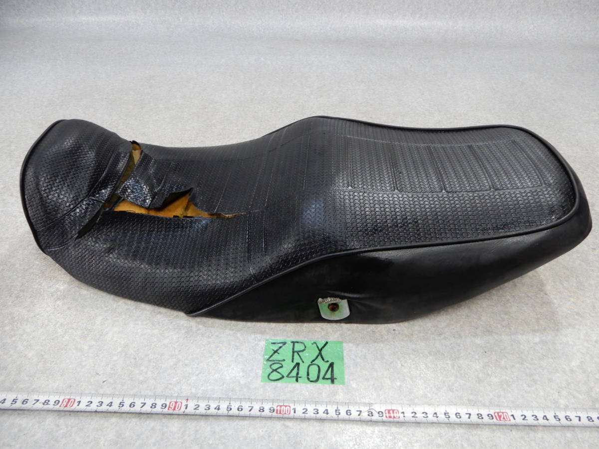 8404 ZRX400 ジャンク シート 140サイズ ZR400E カワサキ