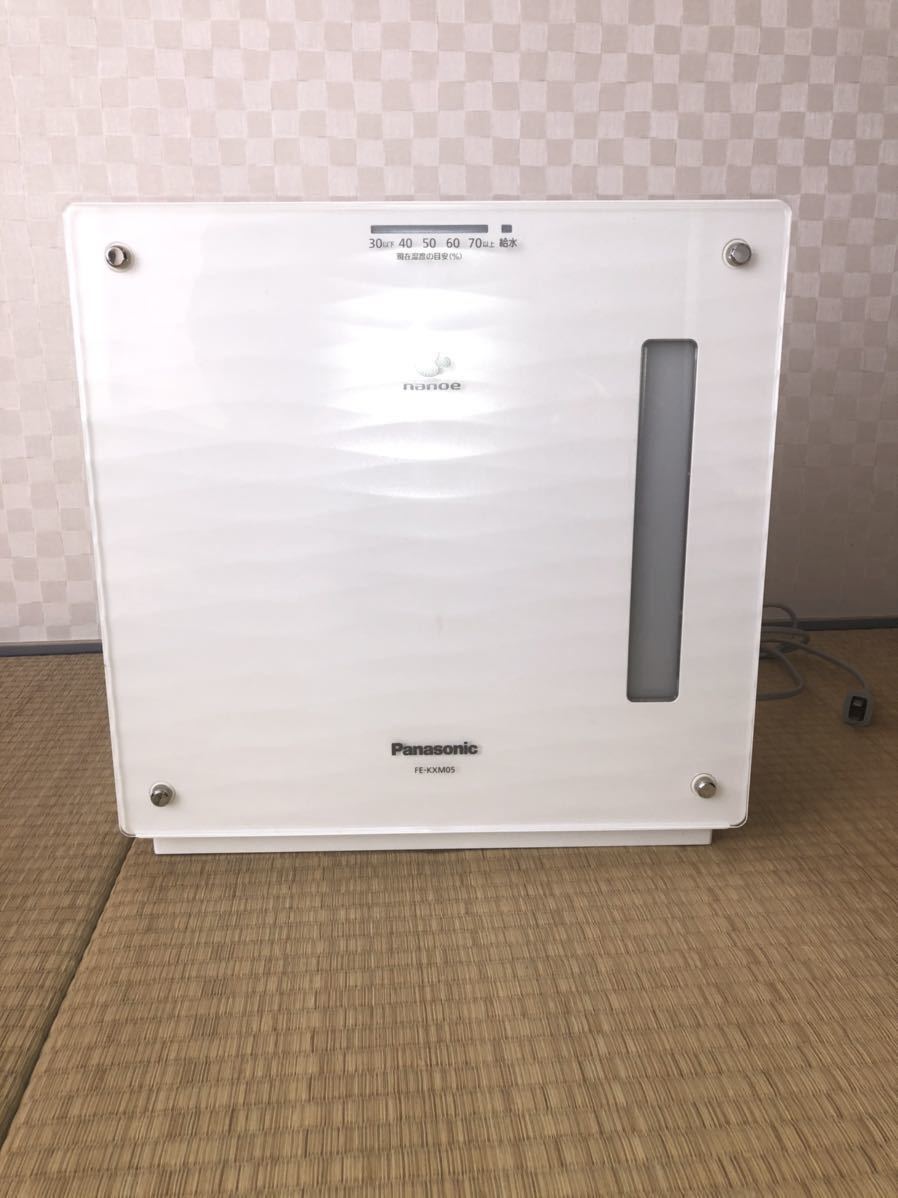 Panasonic ナノイー加湿器 ホワイト　FE-KXM05　16年製 Panasonic 気化式加湿器 16年製FE-KXM05 ナノイー FE-KXM05 Panasonic