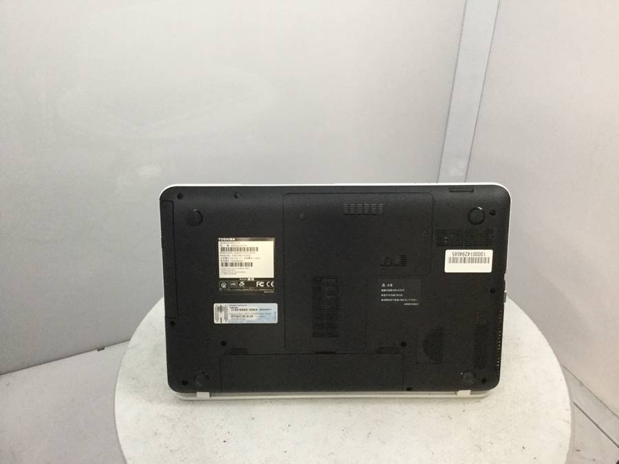 TOSHIBA PB45225FSTW dynabook B452/25F Core i3-2370M 2.40GHz 4 GB
