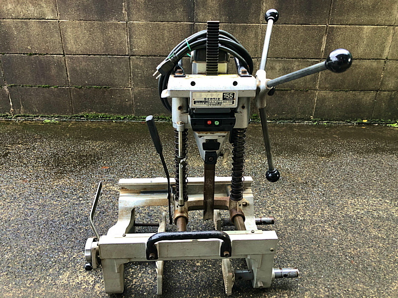 高品質，爆買い マキタ 5寸カクノミ 角のみ 7305H 155ｍｍ 1150W 100V 穿孔器 大工道具 makita(切断機一般)｜売買されたオークション情報、yahooの商品情報をアーカイブ公開 - オークファン 木工用