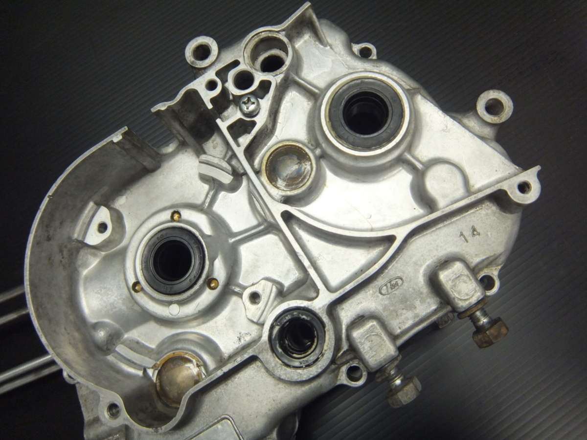 スーパーカブ ホンダ HONDA C65 クランクケース 割れなし♪ ☆当時物 