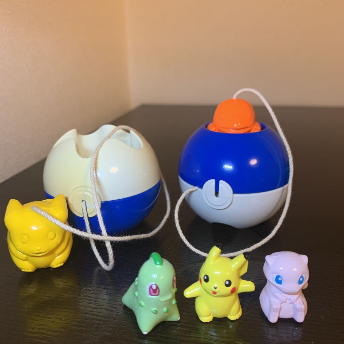 ポケモンゲットけん玉 2 ピカチュウ B モンスターボール 青 4 ヒトカゲ モンスターボール 青 と おまけ 3個 ポケモン フィギュア ポケットモンスター 売買されたオークション情報 Yahooの商品情報をアーカイブ公開 オークファン Aucfan Com ポケモンゲットけん玉 2 ピカチュウ B モンスターボール 青 4 ヒトカゲ モンスターボール 青 と おまけ 3個 ポケモン フィギュア ポケットモンスター 売買されたオークション情報 Yahooの商品情報をアーカイブ公開 オークファン Aucfan Com
