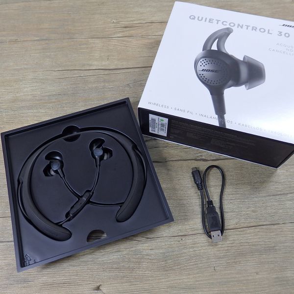 売る なら Bose QuietControl 30 wireless headphones ワイヤレス