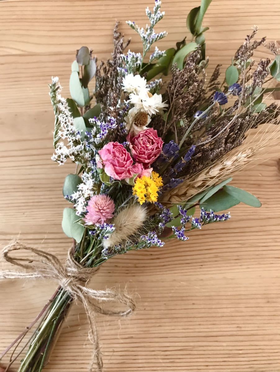 ピンクローズとグメニリー入ドライフラワースワッグボタニカル 壁飾り 薔薇 ユーカリ 花束 売買されたオークション情報 Yahooの商品情報をアーカイブ公開 オークファン Aucfan Com