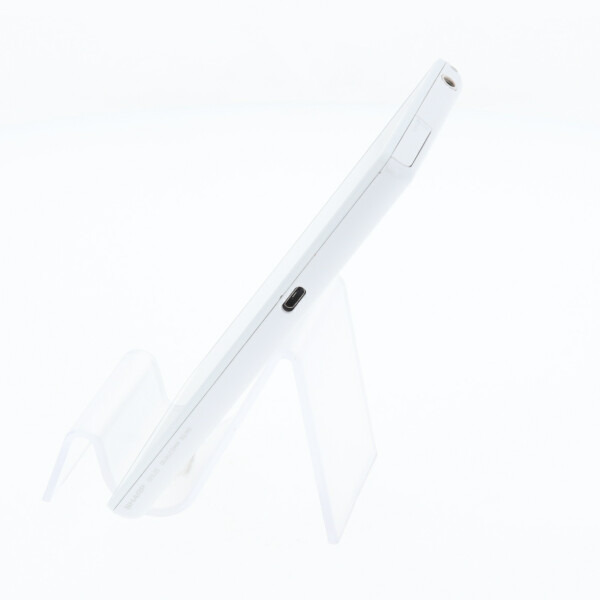 Mineo Aquos Serie Shl25 ホワイト 本体 白ロム スマホ シャープ 0108 国内版simフリー 売買されたオークション情報 Yahooの商品情報をアーカイブ公開 オークファン Aucfan Com