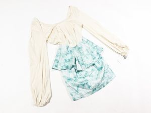 デイライルノアール ワンピースのヤフオク の相場 価格を見る ヤフオク のデイライルノアール ワンピースのオークション売買情報は1件が掲載されています