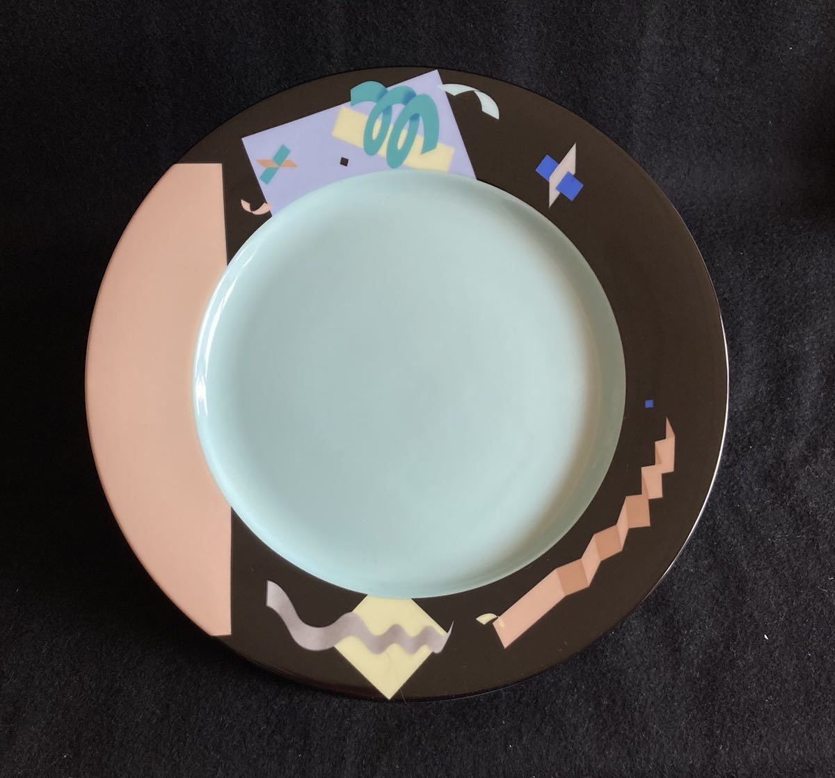 Swid Powell Volumetric プレート 大皿 S. Holl Swid Powell at | 0 for of Architect sale Collection Plates. Holl
