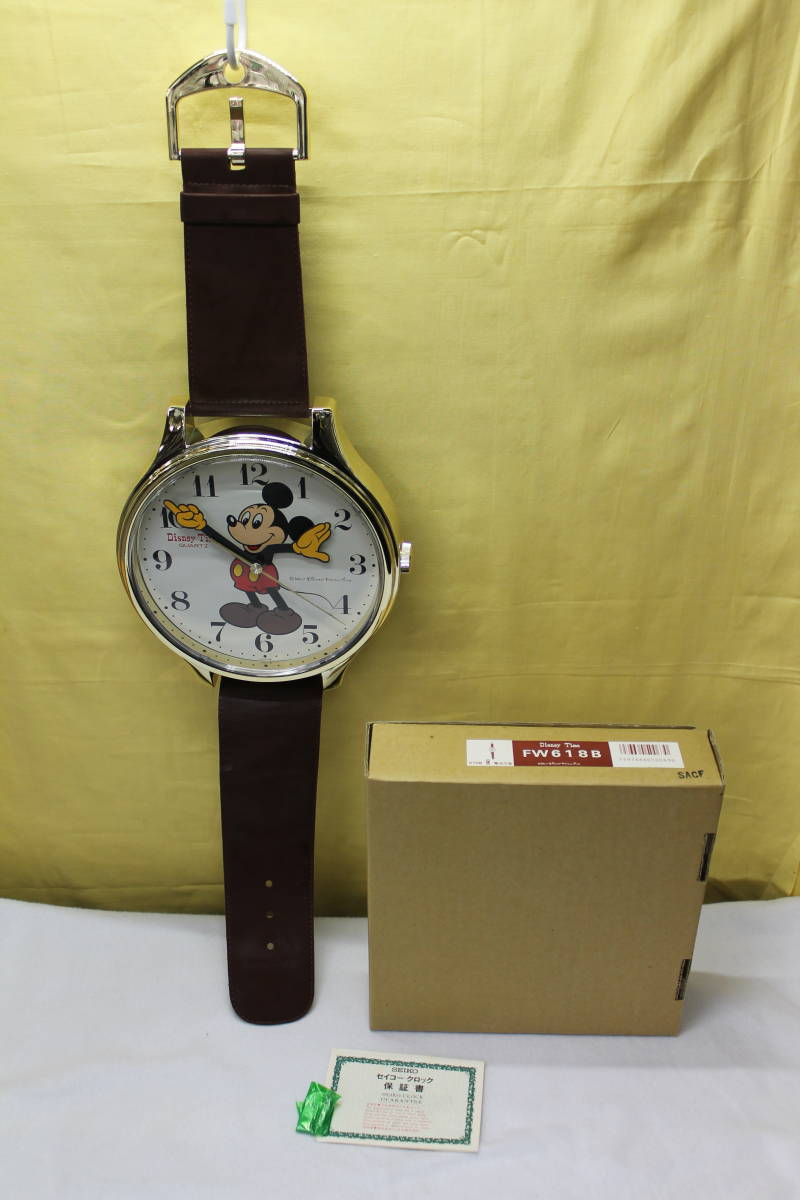 ☆1349 SEIKO セイコー ミッキーマウス 腕時計型 壁掛け時計 Disney