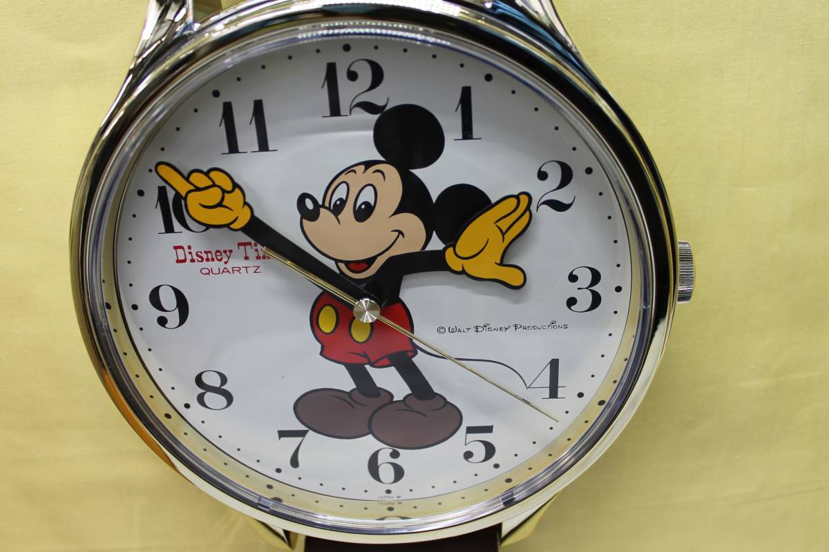 【美品】ディズニー ミッキーマウス 掛時計 ☆1349 SEIKO セイコー ミッキーマウス 腕時計型 壁掛け時計 Disney