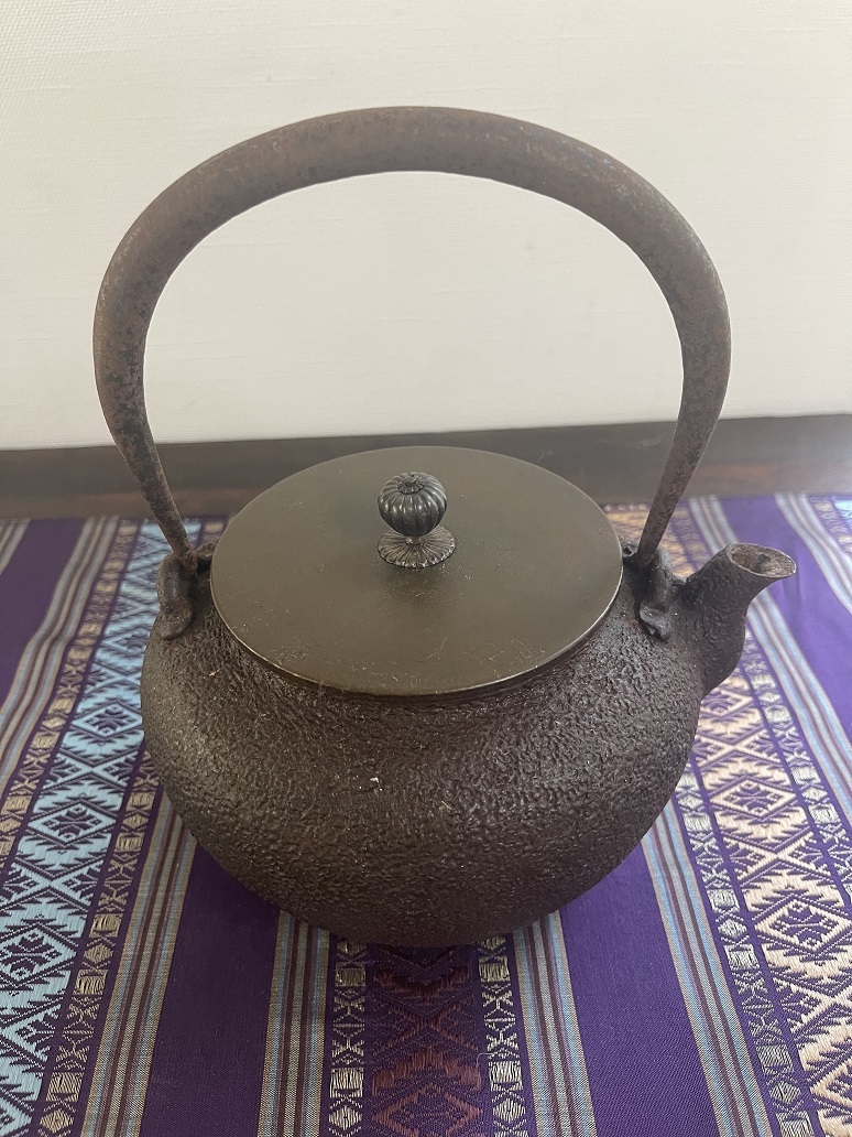 ☆茶道 茶道具☆城郭楼 鉄瓶 アンティーク骨董 鋳鉄製 当時物 ☆茶道 茶道具☆城郭楼 鉄瓶 アンティーク骨董 鋳鉄製 当時物 【公式通販】