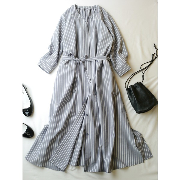 Abahouse Ecru アバハウス エクリュ 春を狙い撃ち 装いも気持ちも軽やかに ストライプ ロング マキシ ワンピース 羽織 にも その他 売買されたオークション情報 Yahooの商品情報をアーカイブ公開 オークファン Aucfan Com