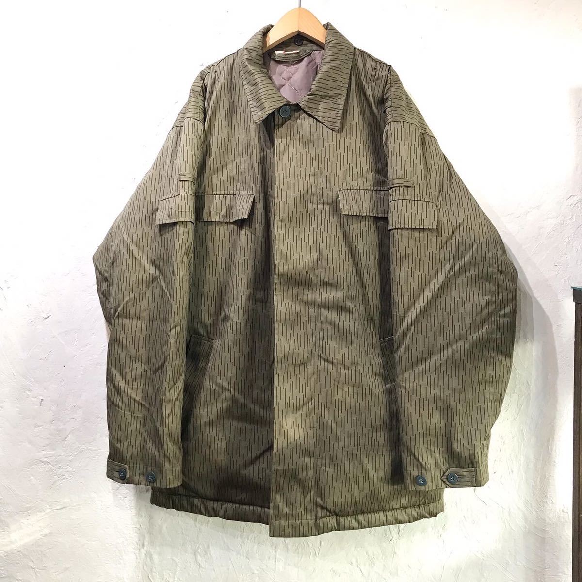 ビンテージドイツ軍レインドロップカモ中綿入りジャケット大きめ 