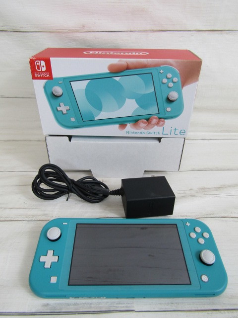 56-y2401-60! ニンテンドー スイッチ ライト ターコイズ 箱付き 【1000円スタート】 Nintendo Switch Lite 任天堂 Nintendo 現状品 中古