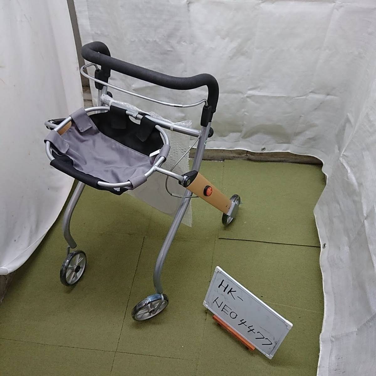 送料無料】歩行器介護リハビリ松永製作所SM-10折りたたみ汚れ有り