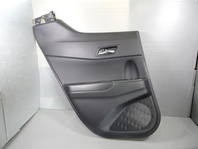 「サニー310セダン」 　リヤートリム 　リヤーシート裏ボード 　スピーカー左右 C－HR DAA-ZYX10 R リア リヤ 左 ドアトリム 内張り 左後 209 S