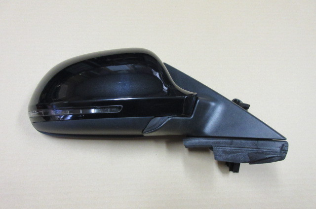 ★2010年 アウディ A3 スポーツバック 8PCAX 右ドアミラー★ アウディ 8PCAX A3 DBA-8PCAX 8P 右フロン