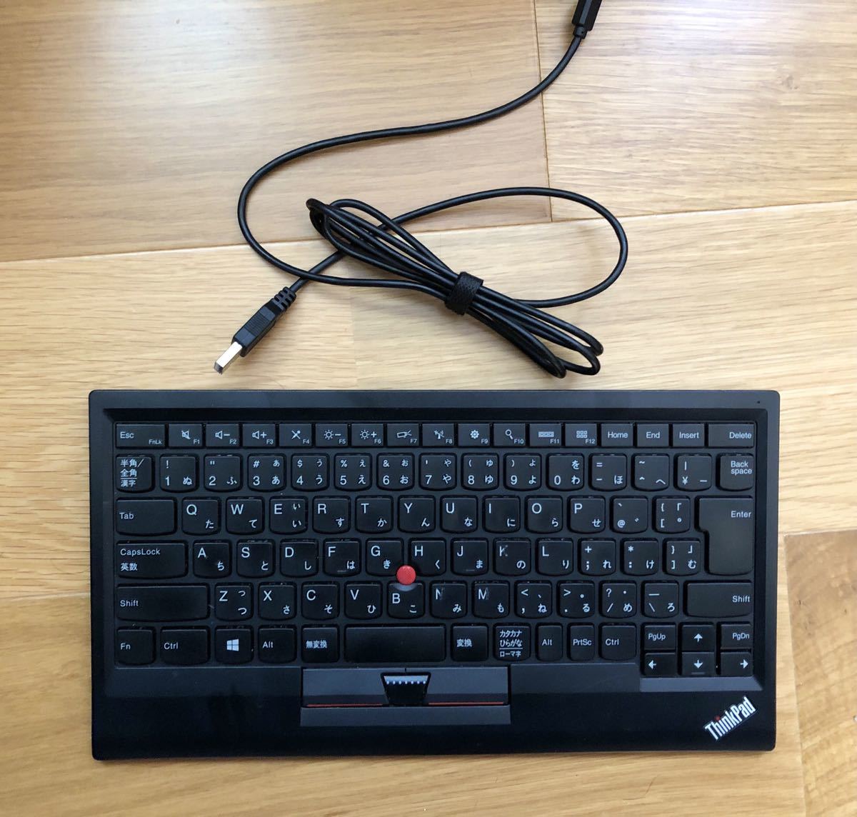 ほぼ未使用】ThinkPadトラックポイントキーボードII【US・ケーブル無