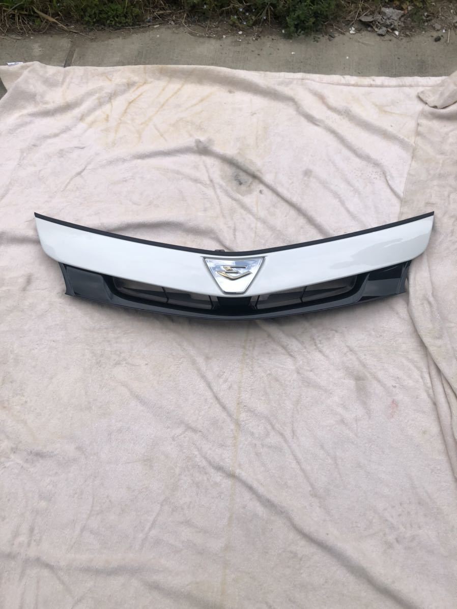 エスティマ50系 エスティマハイブリッド用 ほぼ新車取り外し純正グリル 外装 売買されたオークション情報 Yahooの商品情報をアーカイブ公開 オークファン Aucfan Com