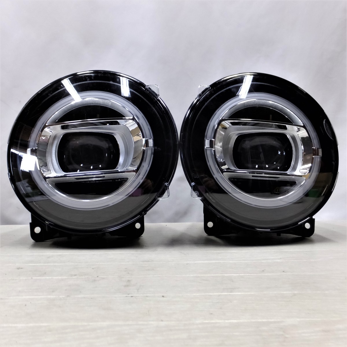 Gクラス メルセデス・ベンツ Gクラスの価格・新型情報・グレード諸元 