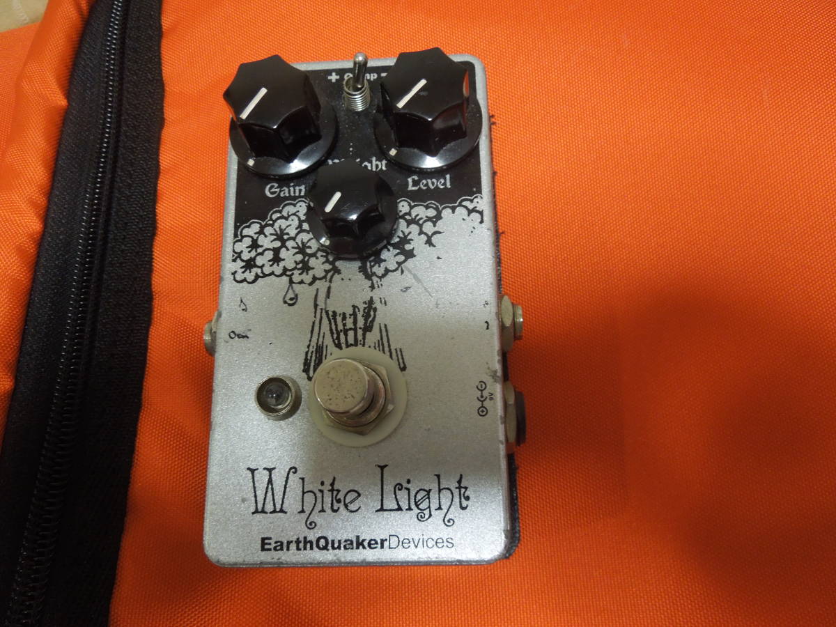  Earthquaker devices white Light/アースクエーカーデバイス/ホワイトライト(オーバードライブ)｜売買されたオークション情報、yahooの商品情報をアーカイブ公開 - オークファン エフェクター