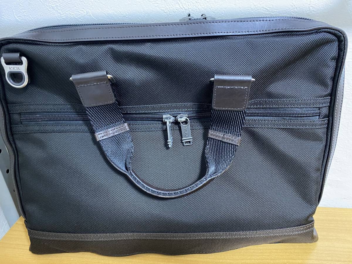 超極美品】TUMI トゥミ【222390HK2】ショルダーバッグ ビジネスバッグ 
