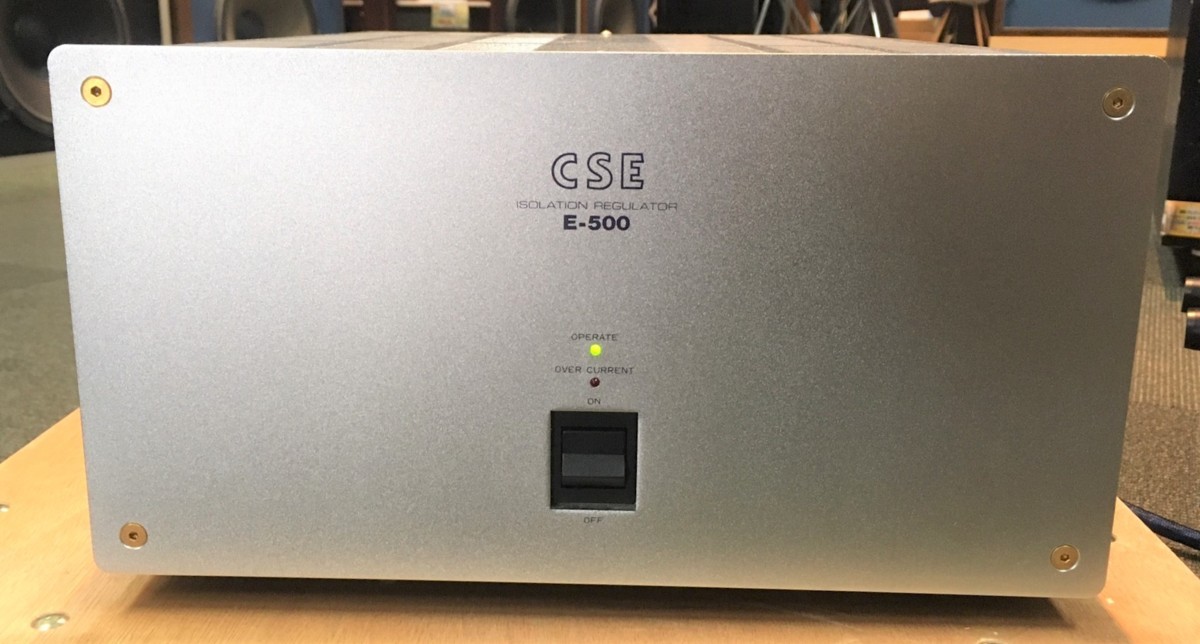 CSE クリーン電源 E-500 アイソレーションレギュレーター E 電源
