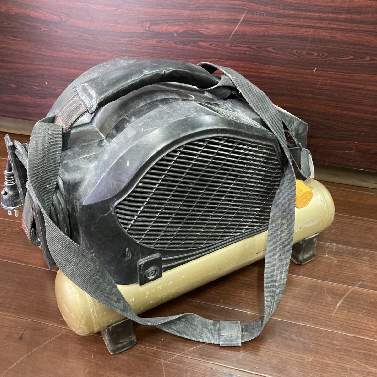 MAX マックス 高圧エアーコンプレッサー AK-HL1110E 通電OK 不動 