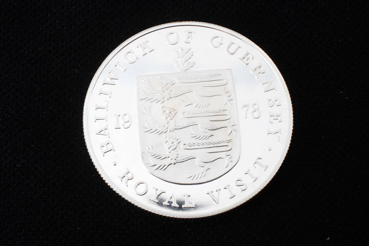 イギリス 英国 ガーンジー エリザベス女王25ペンス銀貨 希少限定