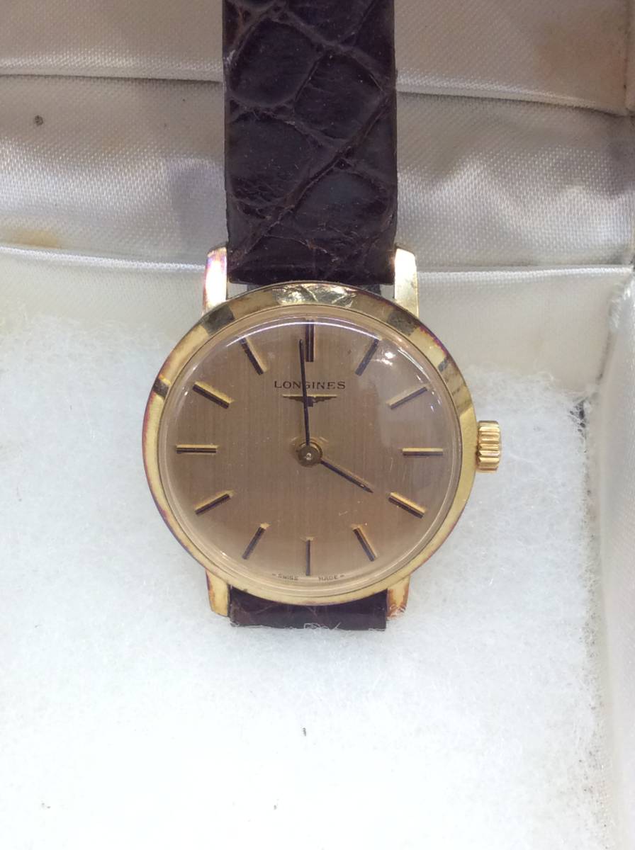 ロンジン LONGINES | 腕時計 ロンジンのレディース腕時計で大人のエレガンスを纏う~1832年 ブランド 自動巻き エレガント レディース ラ レディースウォッチ ロンジン® スイス製時計 JP プリマルナ:ムーンフェイズを搭載した現代的な p2