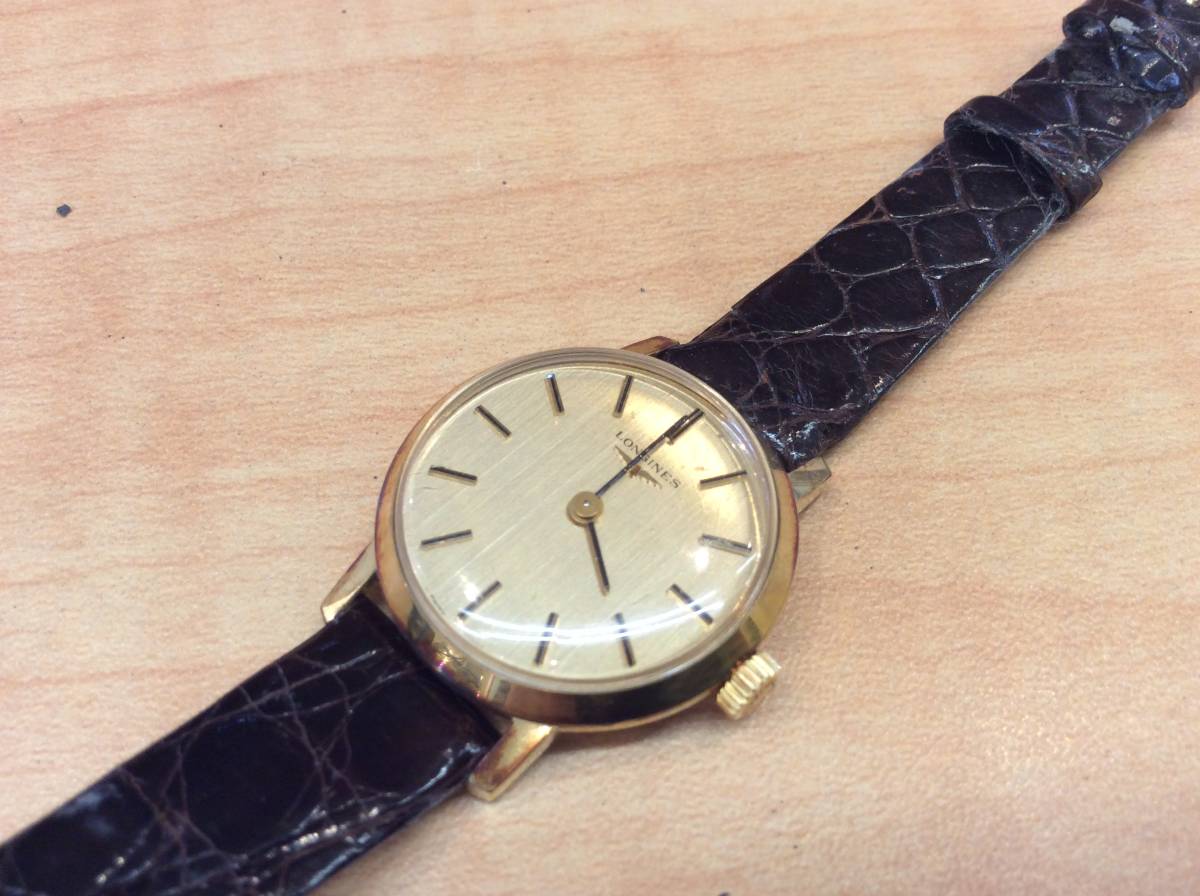 ロンジン LONGINES | 腕時計 ロンジンのレディース腕時計で大人のエレガンスを纏う~1832年 ブランド 自動巻き エレガント レディース ラ レディースウォッチ ロンジン® スイス製時計 JP プリマルナ:ムーンフェイズを搭載した現代的な p2