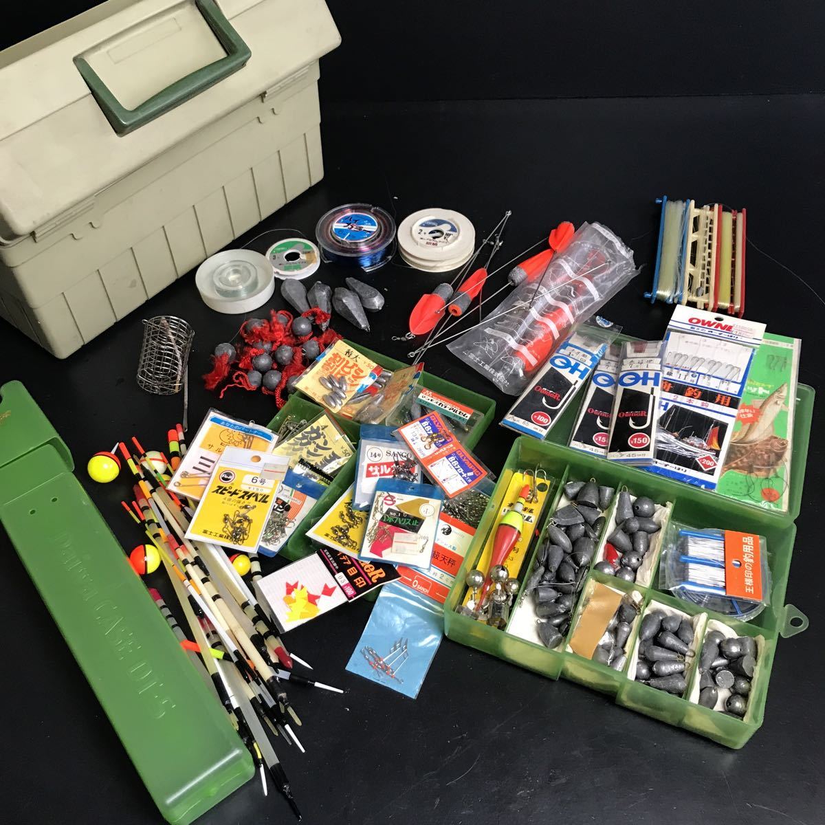 J134 釣具 まとめて ダイワ タックルボックス Dt 90付 うき てんびんおもり スイベル 仕掛け 道糸 ハリス 海釣り 川釣り タックルボックス 売買されたオークション情報 Yahooの商品情報をアーカイブ公開 オークファン Aucfan Com