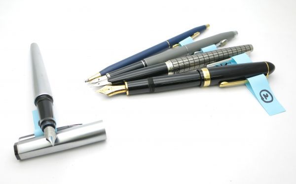 1000円スタート 万年筆 ボールペン 5本まとめ Pilot パイロット Platinum プラチナ Cross クロス Waterman ウォーターマン 文房具 J パイロット 売買されたオークション情報 Yahooの商品情報をアーカイブ公開 オークファン Aucfan Com