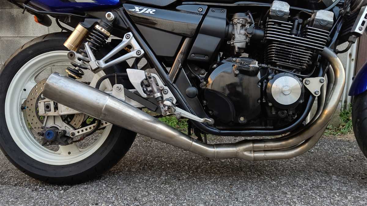 XJR400RRH02J 製品情報 バイク用マフラー専門 RPM-4in2in1 RPM 