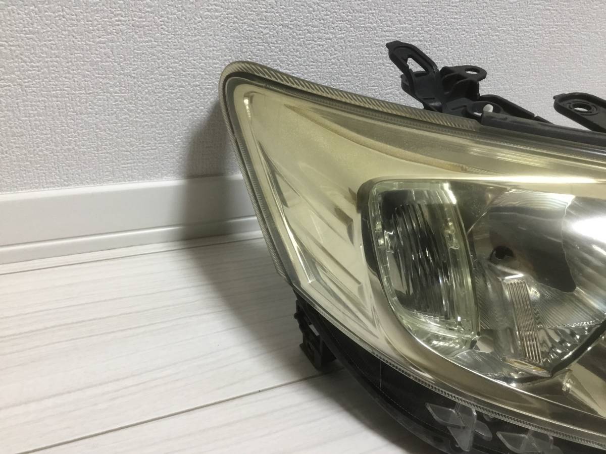 ヴァンガード トヨタ 純正 ACA33W 《 0 》 右ヘッドライト ヘッド 
