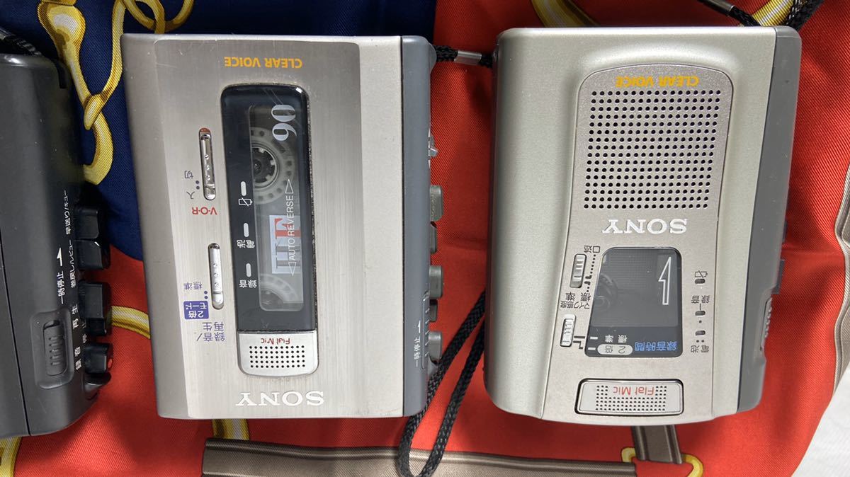 Sony Panasonic Aiwa Vintage Wm-af22 WORKING HS-G360 Walkmans those