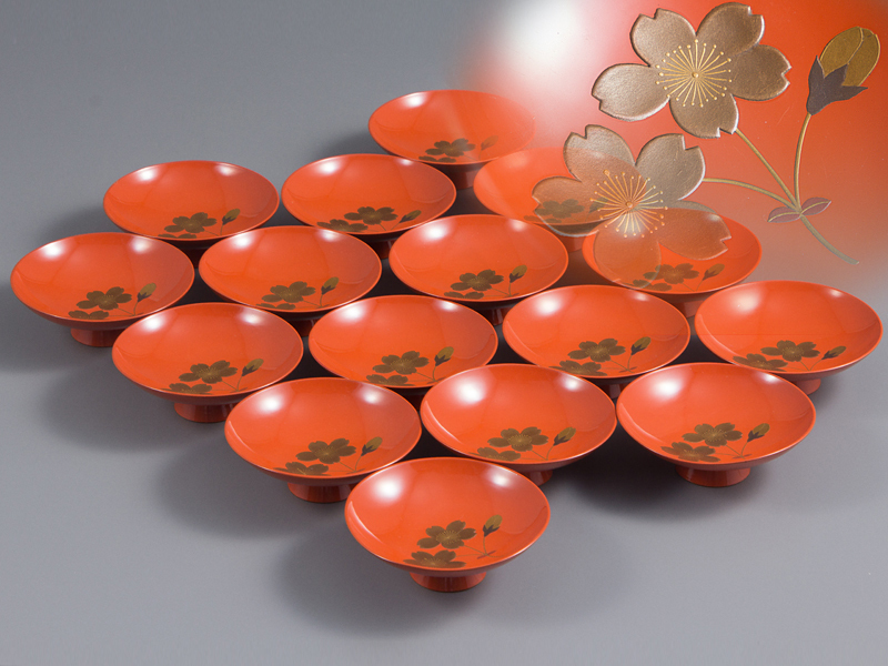 Yahoo!オークション - 「木杯」工芸品の落札相場・落札価格 桜蒔絵十種