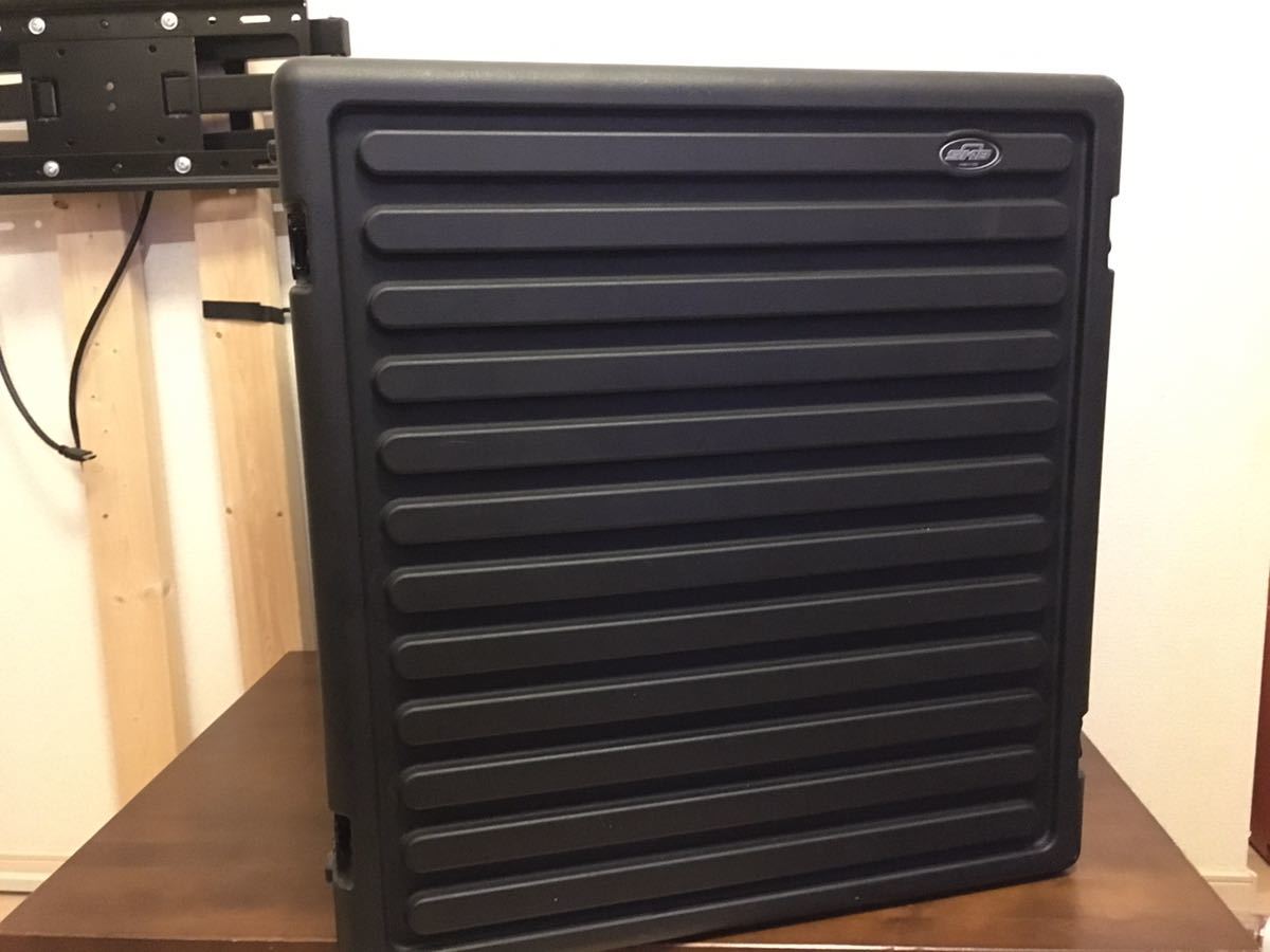 SKB R12U 12Uラックケース