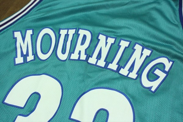 Championチャンピオン NBA シャーロット・ホーネッツ アロンゾ