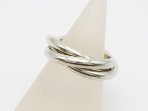 ティファニー 3連 リングの平均価格は5 7円 ヤフオク 等のティファニー 3連 リングのオークション売買情報は5件が掲載されています