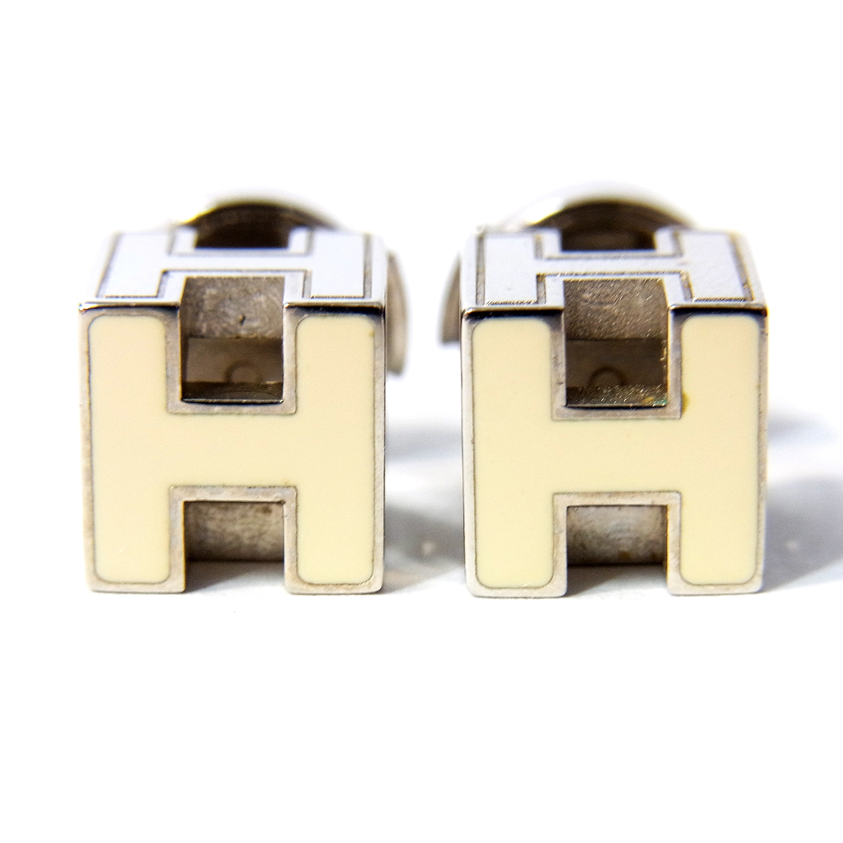 美品 エルメス Hキューブ ピアス カージュドアッシュ 白 ホワイト系