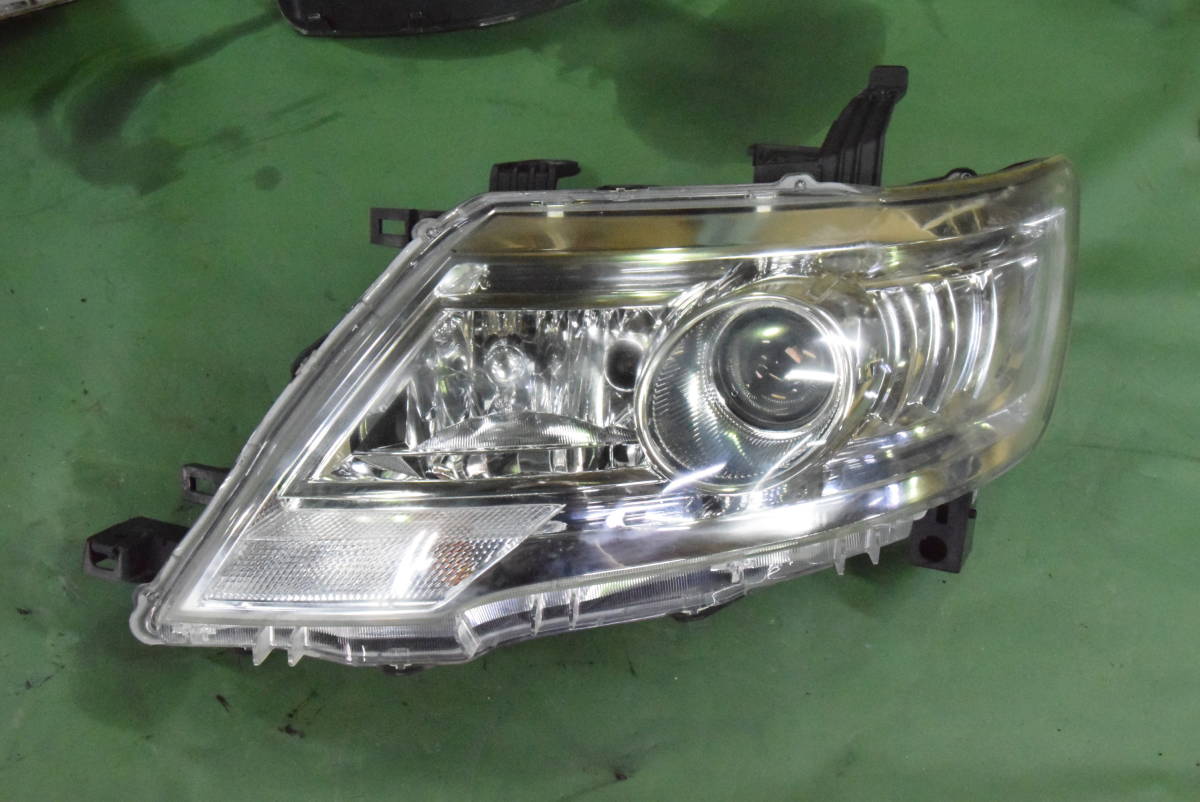 セレナ ヘッドライト 後期 C25 HID 100-24921 キセノン 日産 c25 2026