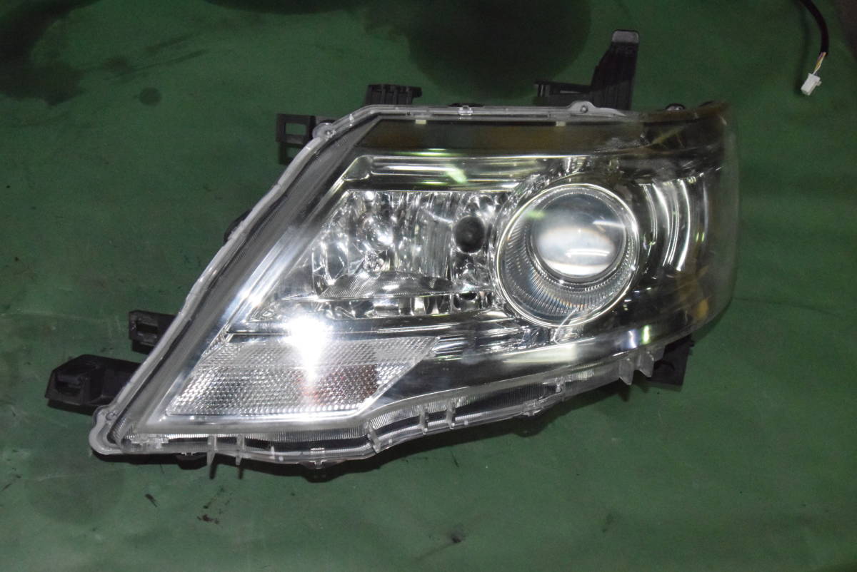 セレナ ヘッドライト 後期 C25 HID 100-24921 キセノン 日産 c25 2026