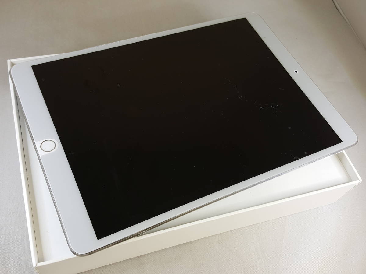 ☆ Apple iPad Air 16GB Wi-Fiモデル Wi-Fi 9.7インチ スペース